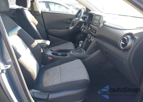 2021 Hyundai Kona Se z USA, uszkodzony, nr VIN KM8K1CAA3MU663457